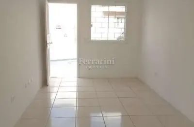 Casa com 2 quartos para alugar na Rua João Batista Meneguette, nº 22, Abranches, Curitiba, 62 m2 por R$ 1.900