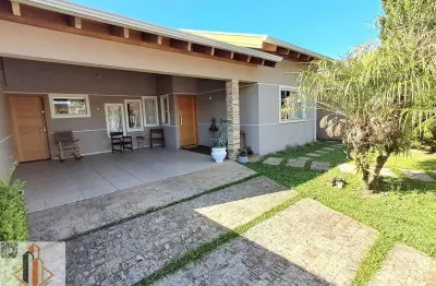 Casa com 3 quartos à venda na Rua Osvaldo Cavalcanti Vida, 116, Orleans, Curitiba
