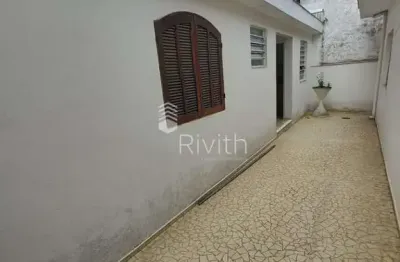 Ótima casa de 138m² de área útil com 2 dormitórios, 1 banheiro, 1 lavabo, edícula e 2 vagas de garagem em bairro campestre - santo andré, sp