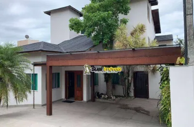 Casa com 4 dormitórios à venda, 335 m² por R$ 2.450.000,00 - Glória - Macaé/RJ