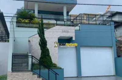 Casa com 3 dormitórios à venda, 320 m² por R$ 1.800.000 - Vale dos Cristais - Macaé/RJ