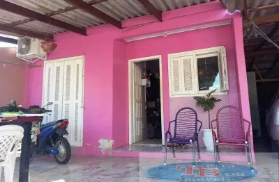 Casa à venda na Rua Dos Coqueiros, 315, São Jorge, Portão