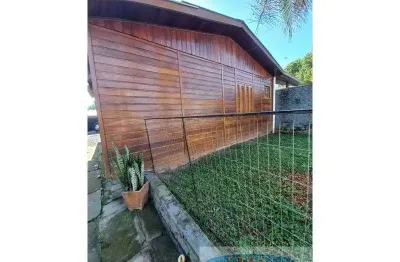 Casa à venda na Rua Horacio Alves, 35, Portão Velho, Portão