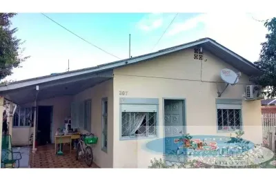 Casa à venda na Portão, 307, Vila Rica, Portão