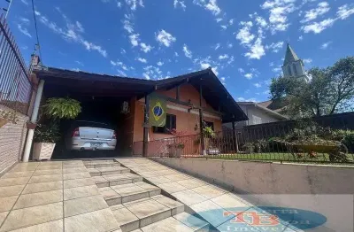 Casa à venda na Martin Luther, 37, Estação Portão, Portão