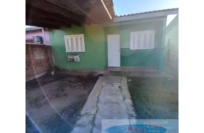 Casa à venda na Rua Sérgio Alcântara, 165, Albino Kern, Portão