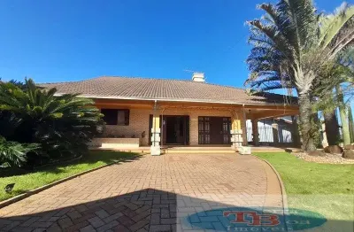 Casa à venda na Dona Emiliana, 482, San Ciro, Portão