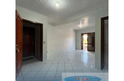 Apartamento para alugar na Avenida Comércio, 283, Estação Portão, Portão