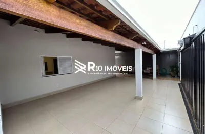 Casa à venda, 3 quartos, 2 suítes, - bairro santa rosa, uberlândia mg