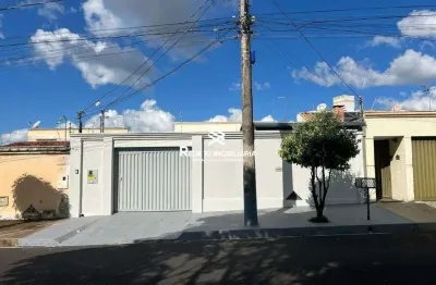 Casa à venda, 3 quartos, 1 suíte, 2 vagas - bairro jardim botanico, uberlândia mg