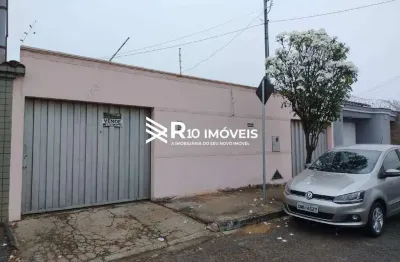 Casa à venda, 3 quartos, 1 suíte, 2 vagas - bairro planalto, uberlândia mg