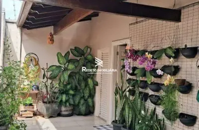 Casa à venda, 3 quartos, 2 suítes, 3 vagas - bairro jardim patricia, uberlândia mg