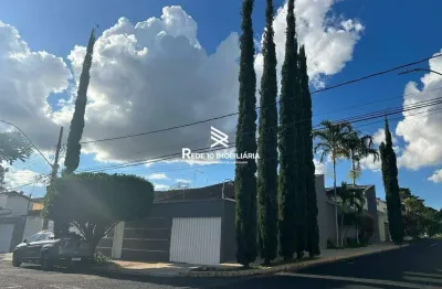 Casa à venda, 3 quartos, 3 suítes, 4 vagas - bairro vigilato pereira, uberlândia mg