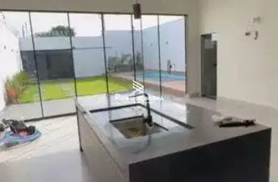 Casa à venda em Uberlândia - Maria Rezende, 3 quartos, piscina e churrasqueira