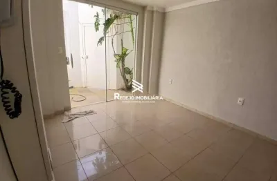 Casa para aluguel, 2 quartos, 2 suítes, 5 vagas - Bairro MORADA DA COLINA, Uberlândia MG