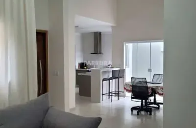 Casa com 3 quartos à venda na Rua Domingos Soares Fortunato, Jardim Godoy, Bauru