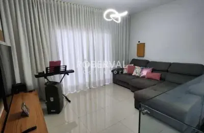 Residencia pq. vista alegre 3 dorm. sendo 2 suites, piscina e churrasqueira