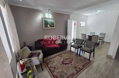Casa com 3 quartos à venda na Rua Djalma Teixeira, Jardim Marambá, Bauru