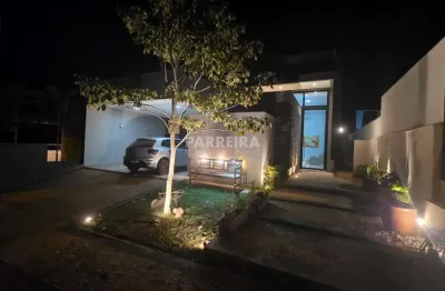 Casa com 3 quartos à venda na Avenida Affonso José Aiello, Vila Aviação, Bauru