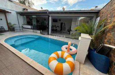 Casa com 3 quartos à venda na Vila Santa Luzia, Bauru 