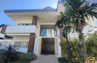 Casa luxuosa em condomínio do mais alto padrão, pedra de itaúna, 1000m², 6 suítes, spa, piscina, 8 vagas.