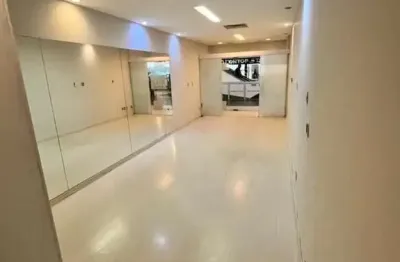Loja comercial tipo studio, em mall de alto nível próximo ao metrô siqueira campos, com vaga e área de lazer.