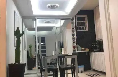 Apartamento Reformado, 2 suítes, numa das melhores ruas do Leblon. Excelente investimento shortstay.