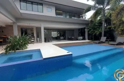 Casa de alto padrão, moderna, 760m² no del lago, 4 suítes, closet e um lindo lazer