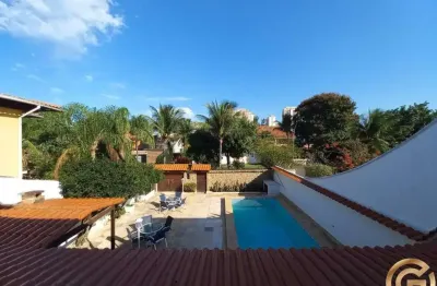 Casa duplex, condomínio santa marina, 4 quartos, lazer privativo e localização nobre perto do rio design shopping.