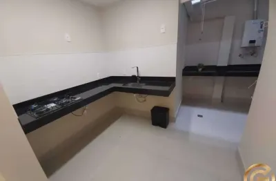 Excelente oportunidade, 78m², 2 quartos, vaga alugada, reformado, em copacabana