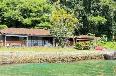 Paraíso particular com 42 mil m² e 130 metros de frente para o mar, águas cristalinas e uma vista deslumbrante. na ilha da gipóia – angra dos reis