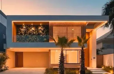 Casa Triplex Condomínio Del Lago – Barra da Tijuca Segurança 24h, localização nobre e alto padrão construtivo.