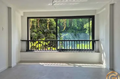 Charmoso apartamento reformado em  edifício histórico da antiga Rádio Globo transformado em residencial moderno.