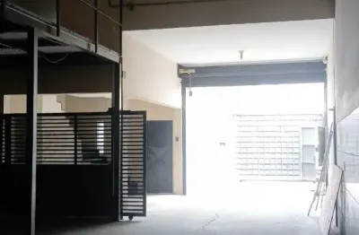 Barracão / Galpão / Depósito com 2 salas para alugar na Vila Nova Galvão, São Paulo 