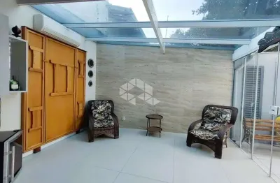 Casa com 3 quartos à venda na Rua Marechal Hermes, 26, Camaquã, Porto Alegre