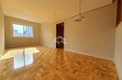 Belissímo apartamento de 3 quartos com dependência completa