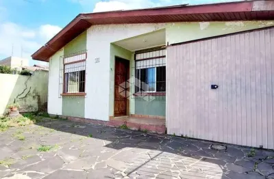 Casa com 3 quartos à venda na Antenor Caldas Numero, 185, Morada da Colina, Guaíba