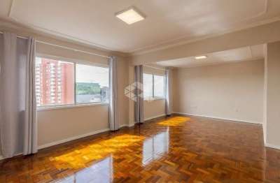 Apartamento 3 quartos, 2 banheiros, lavanderia elevador, vista panorâmica.