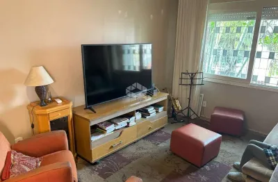 Apresentação do imóvel - casa de 3 dormitórios com piscina e churrasqueira