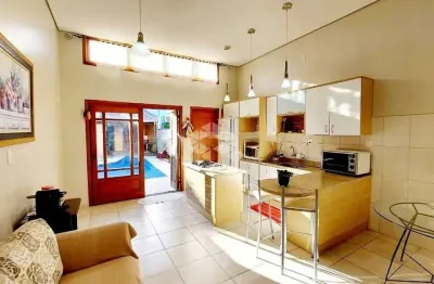 Casa com 3 quartos à venda na Rua Barão do Amazonas, 2057, Partenon, Porto Alegre