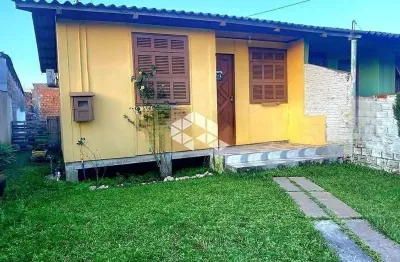 Casa com 2 quartos à venda na Professor Wilson Larré Pereira, 1116, Morada da Colina, Guaíba