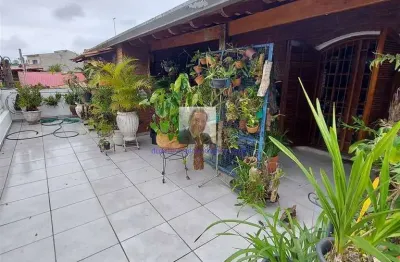 Vende-se casa 3 dorm, sendo 1 suíte, jd sabia – cotia.