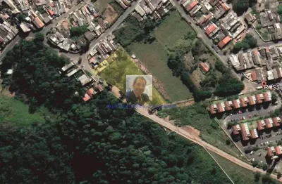 Vende-se área 2.740m² (zis) próx. ao centro de cotia (km 32 rap. tavares)