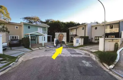 Vende-se casa no cond. jardim das paineiras 3 suítes. semi geminada.