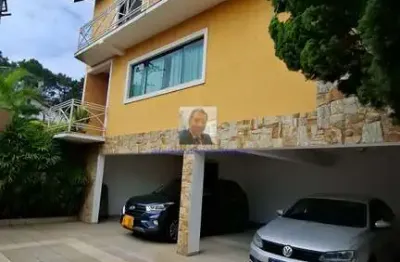 Casa a venda 3 suítes, area gourmet, colada ao parque dos príncipes em osas