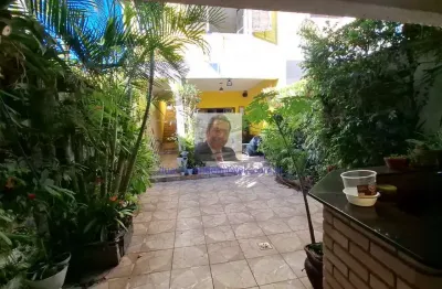 Vende-se casa 2 suítes, área gourmet, no bairro rainha, centro de itapevi 