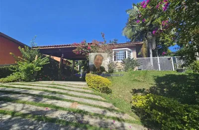 Vende-se casa 2suítes, r$ 1.242.000,00 no cond. vila verde, km 36 da raposo