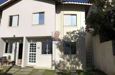 Vende-se casa 3 dorm / 1 ste - mobiliada e equipada, pronta para morar! con