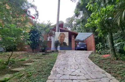 Vende-se casa terrea 3dorm/1suíte, no cond. vila verde, km 36 da raposo tav