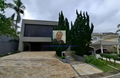 Vende-se casa moderna no cond. golf village - impecável, 4suítes, área gour